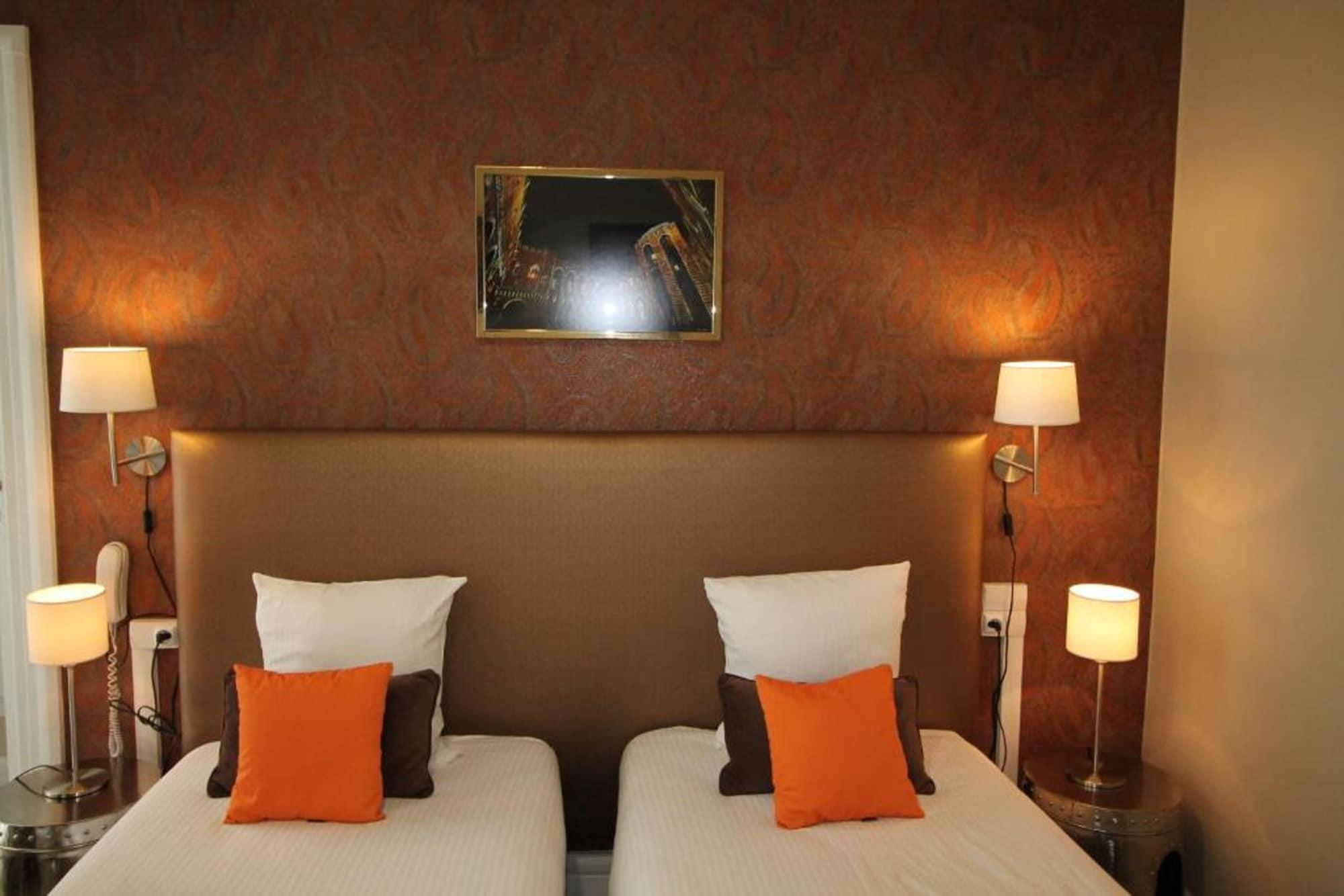 Regina Boutique Hotel Авиньон Екстериор снимка