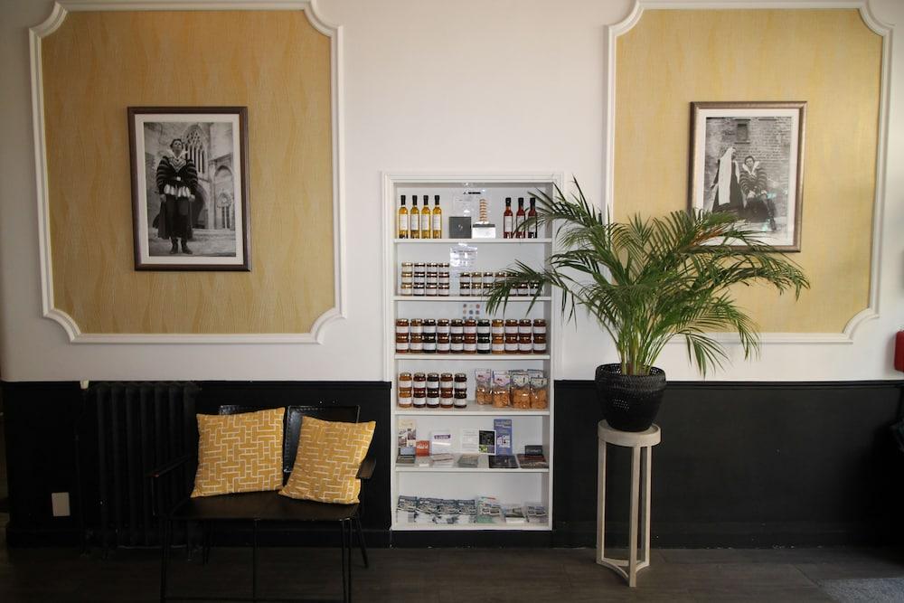 Regina Boutique Hotel Авиньон Екстериор снимка