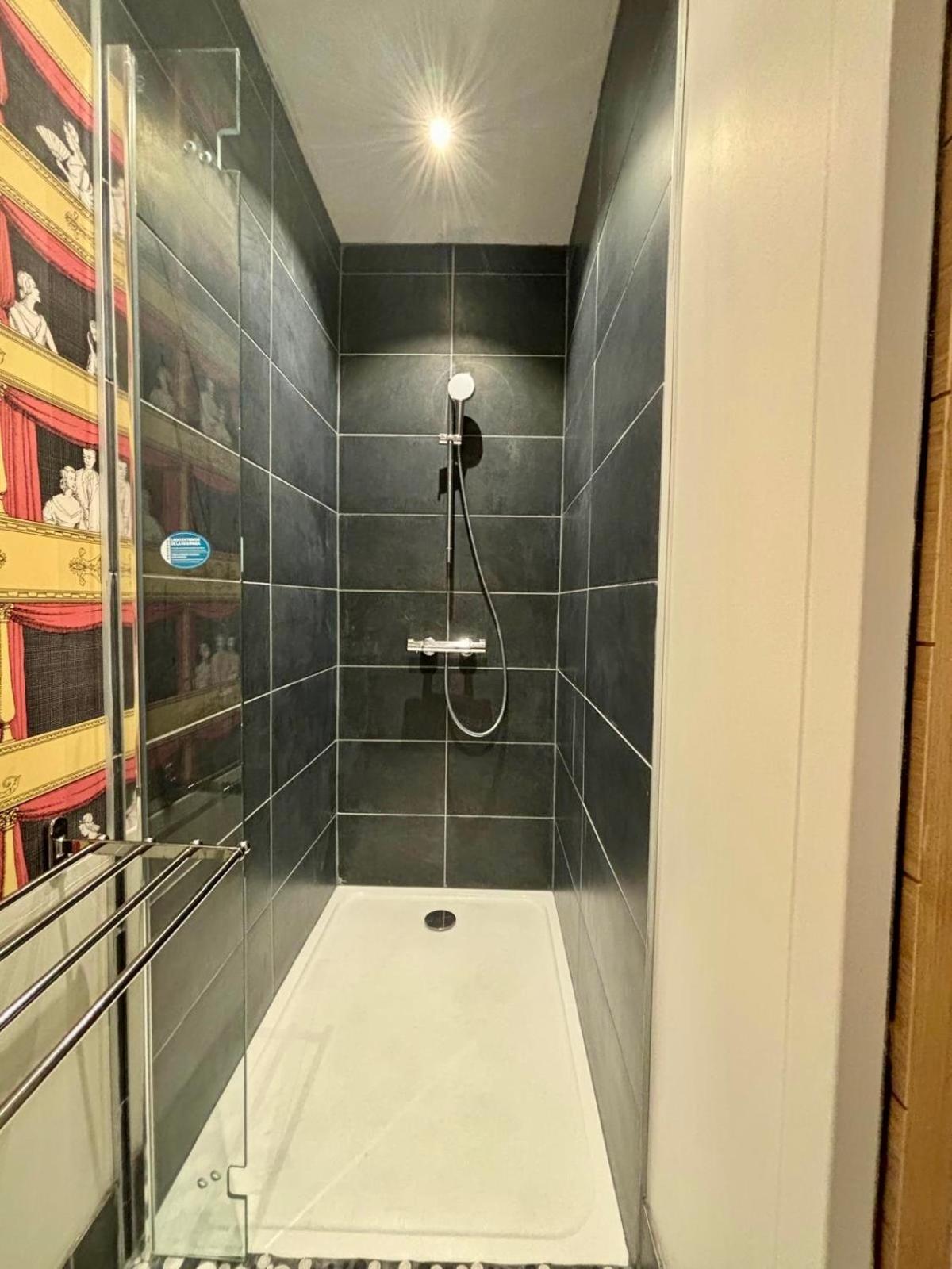 Regina Boutique Hotel Авиньон Екстериор снимка