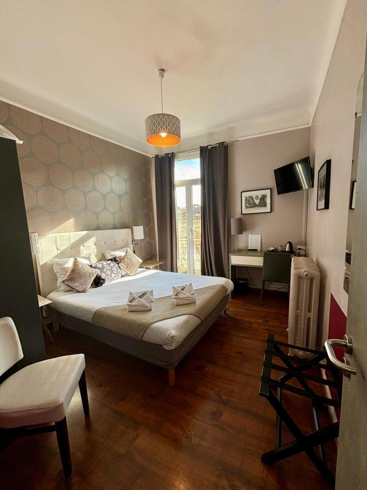 Regina Boutique Hotel Авиньон Екстериор снимка