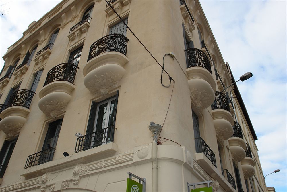 Regina Boutique Hotel Авиньон Екстериор снимка