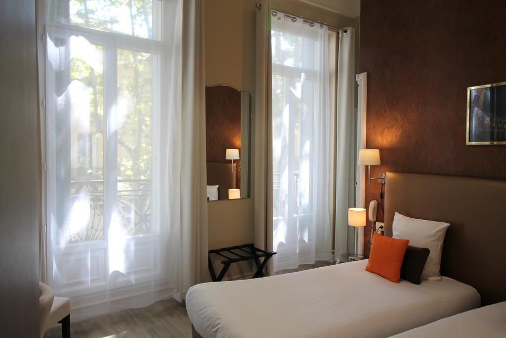Regina Boutique Hotel Авиньон Екстериор снимка