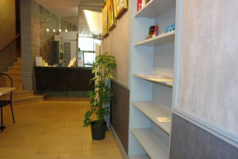 Regina Boutique Hotel Авиньон Екстериор снимка