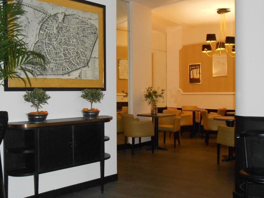 Regina Boutique Hotel Авиньон Екстериор снимка