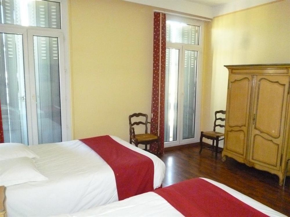 Regina Boutique Hotel Авиньон Екстериор снимка